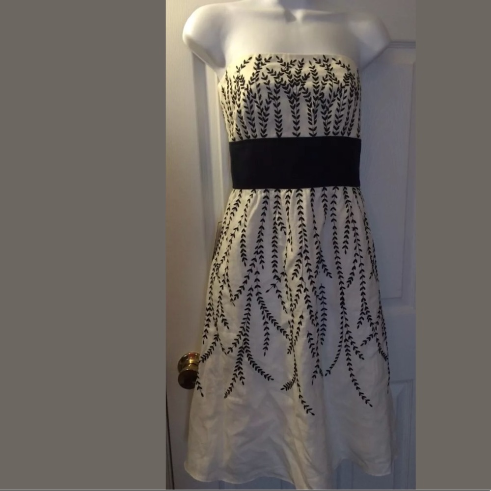 New ANN TAYLOR Strapless Dress Embroidered Navy Blue White 100 Linen convertible